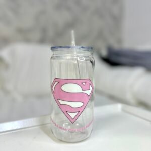 مق شفاف بلاستيك على سوبر قيرل