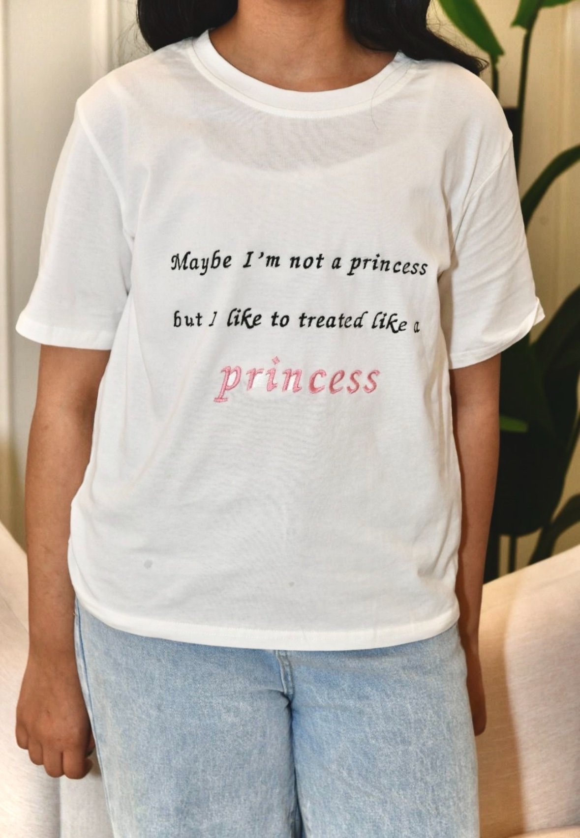 تيشيرت تطريز على الأميرات